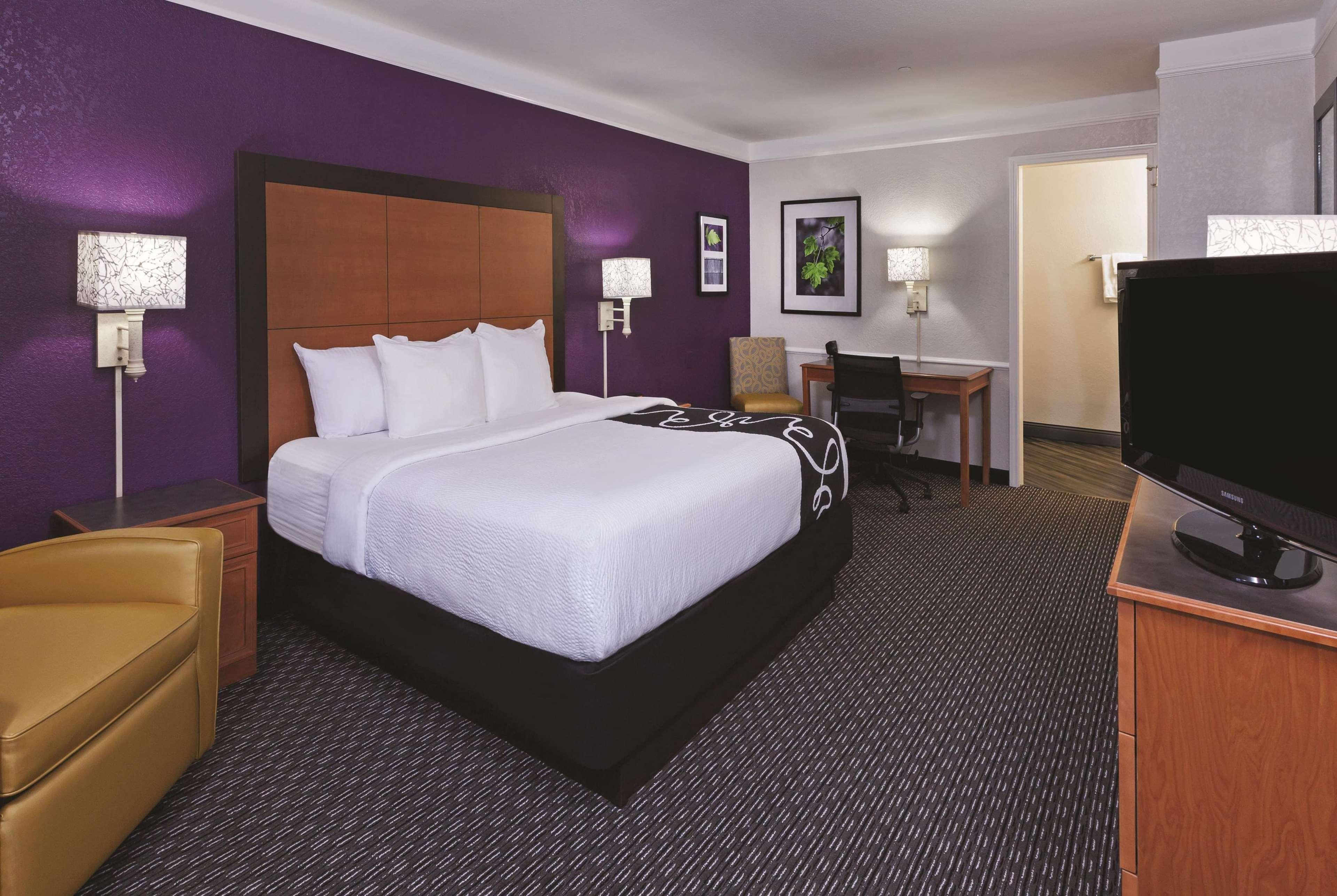 La Quinta Inn By Wyndham San Marcos Bagian luar foto