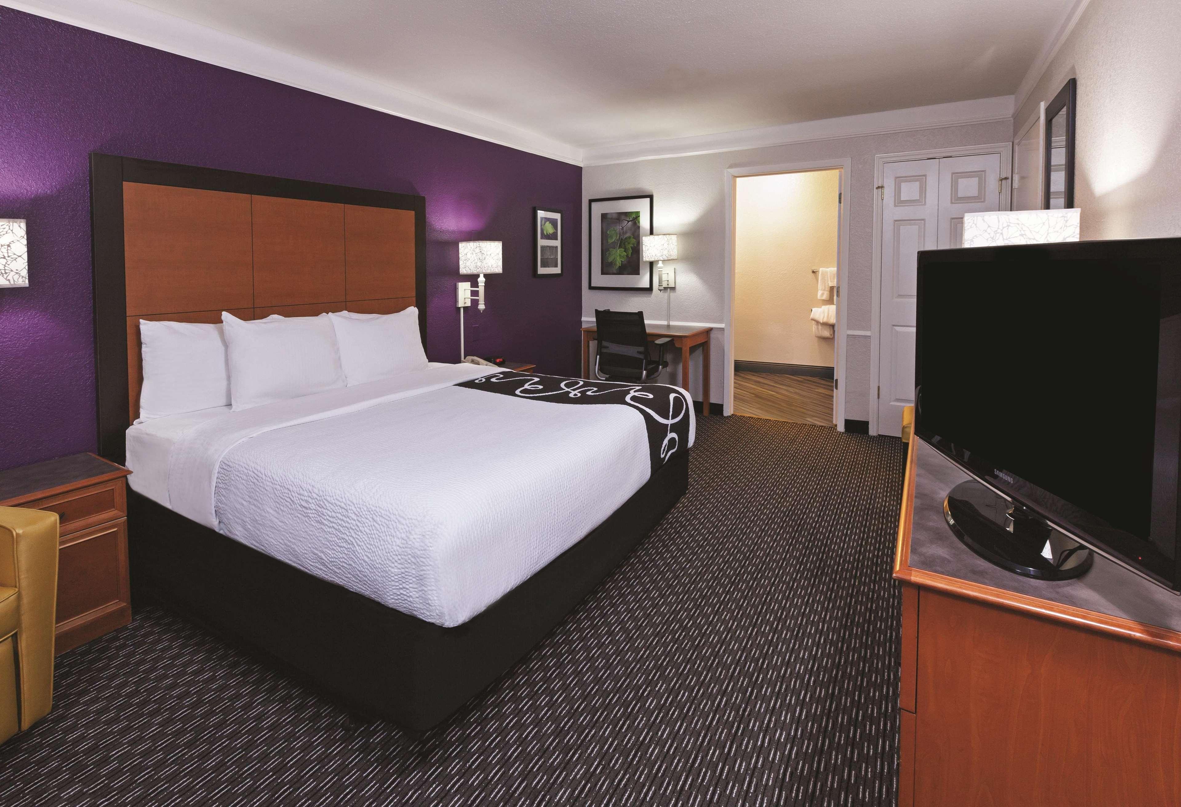 La Quinta Inn By Wyndham San Marcos Bagian luar foto