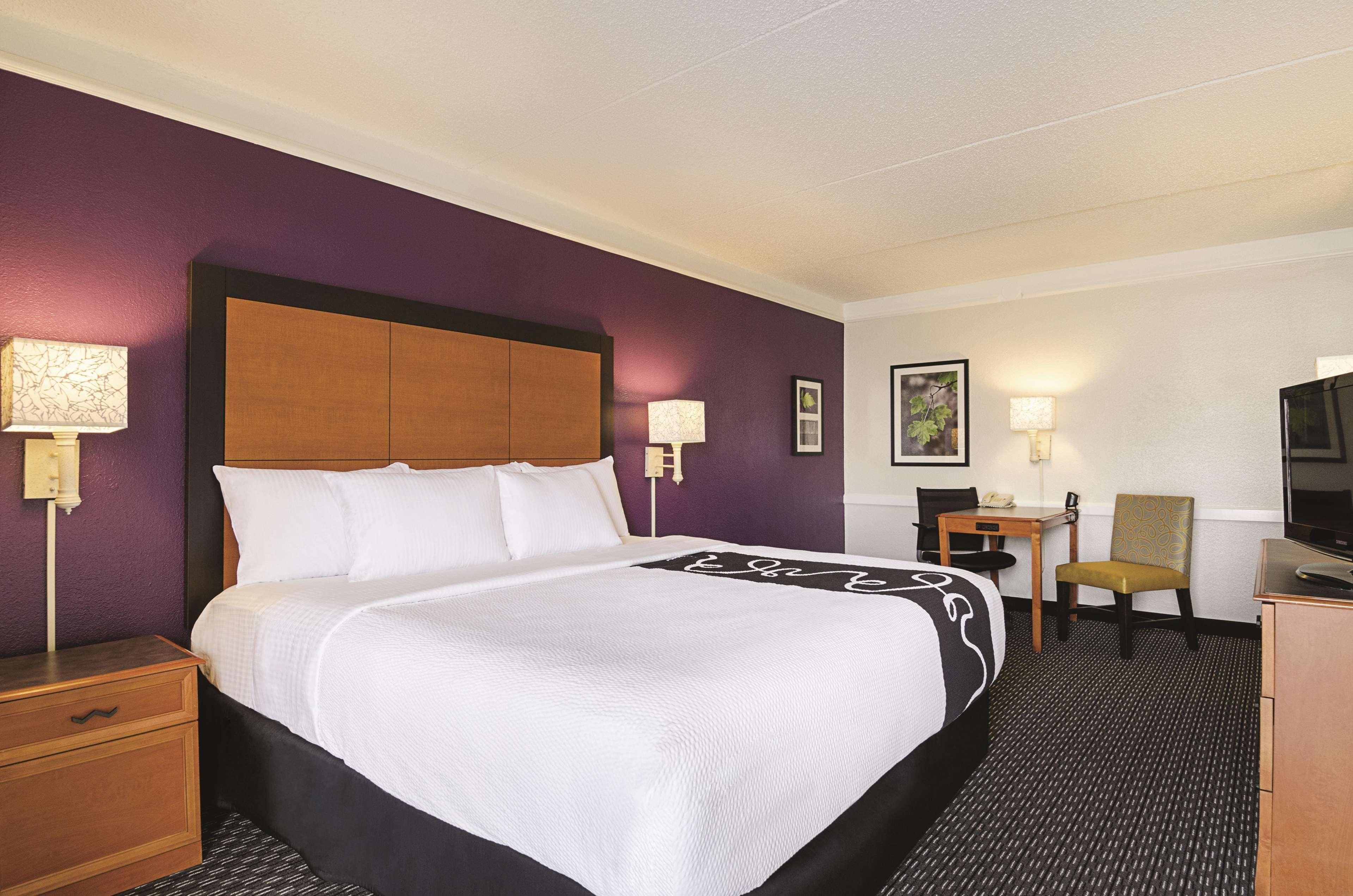 La Quinta Inn By Wyndham San Marcos Bagian luar foto