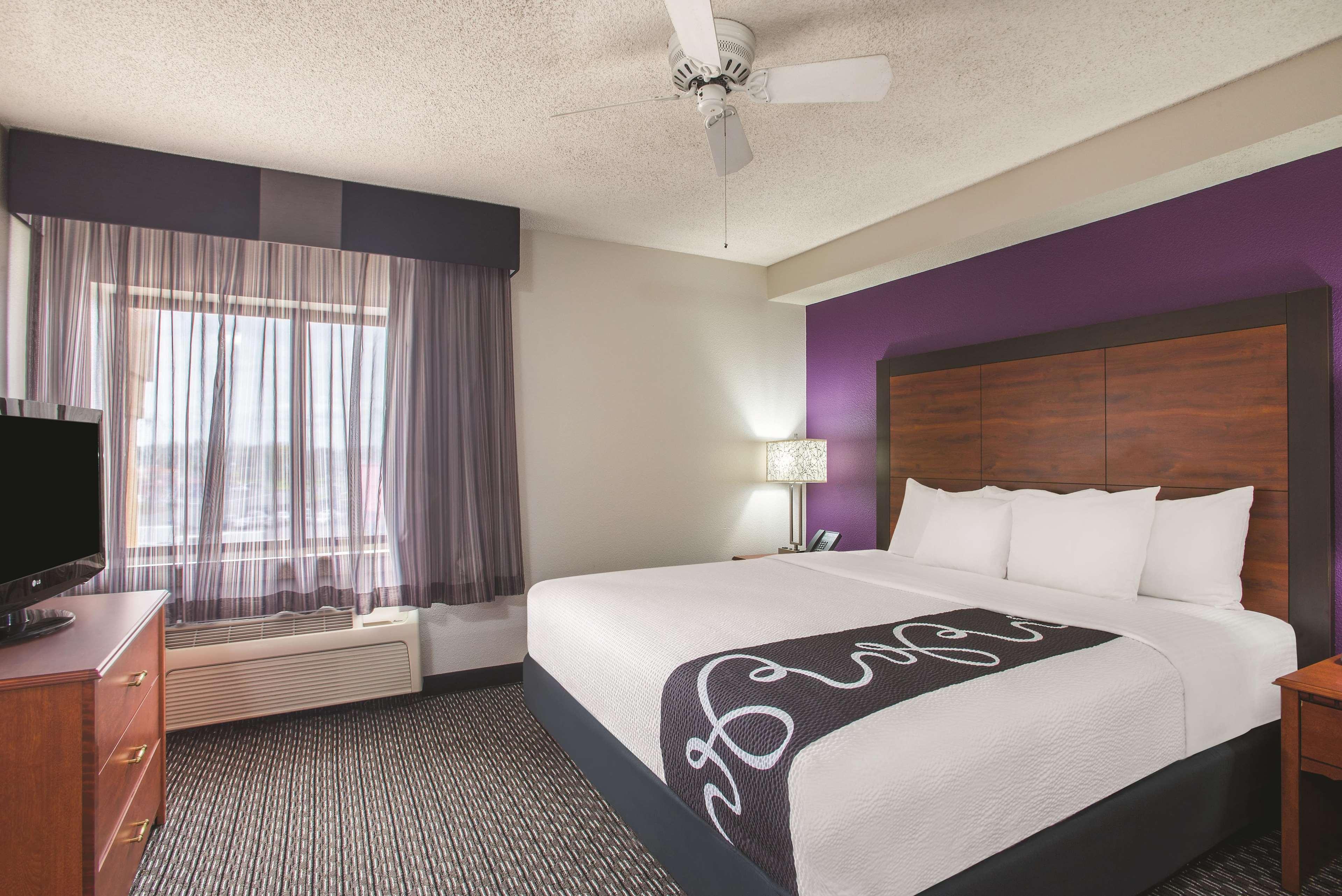 La Quinta Inn By Wyndham San Marcos Bagian luar foto