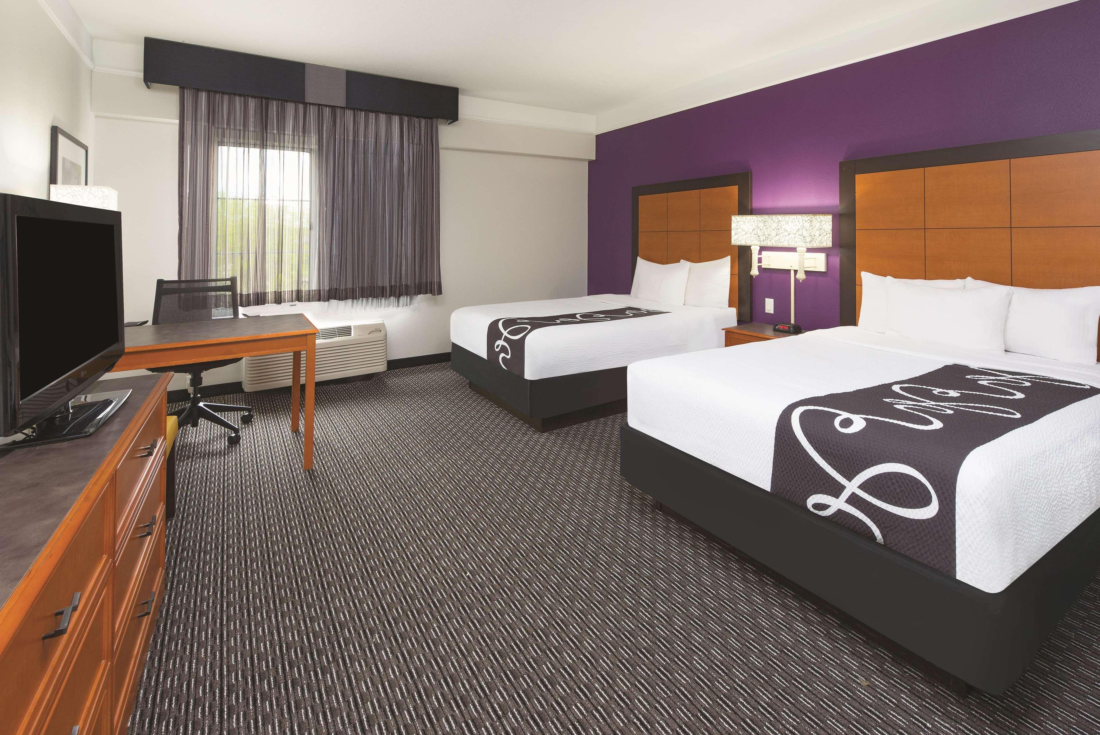 La Quinta Inn By Wyndham San Marcos Bagian luar foto