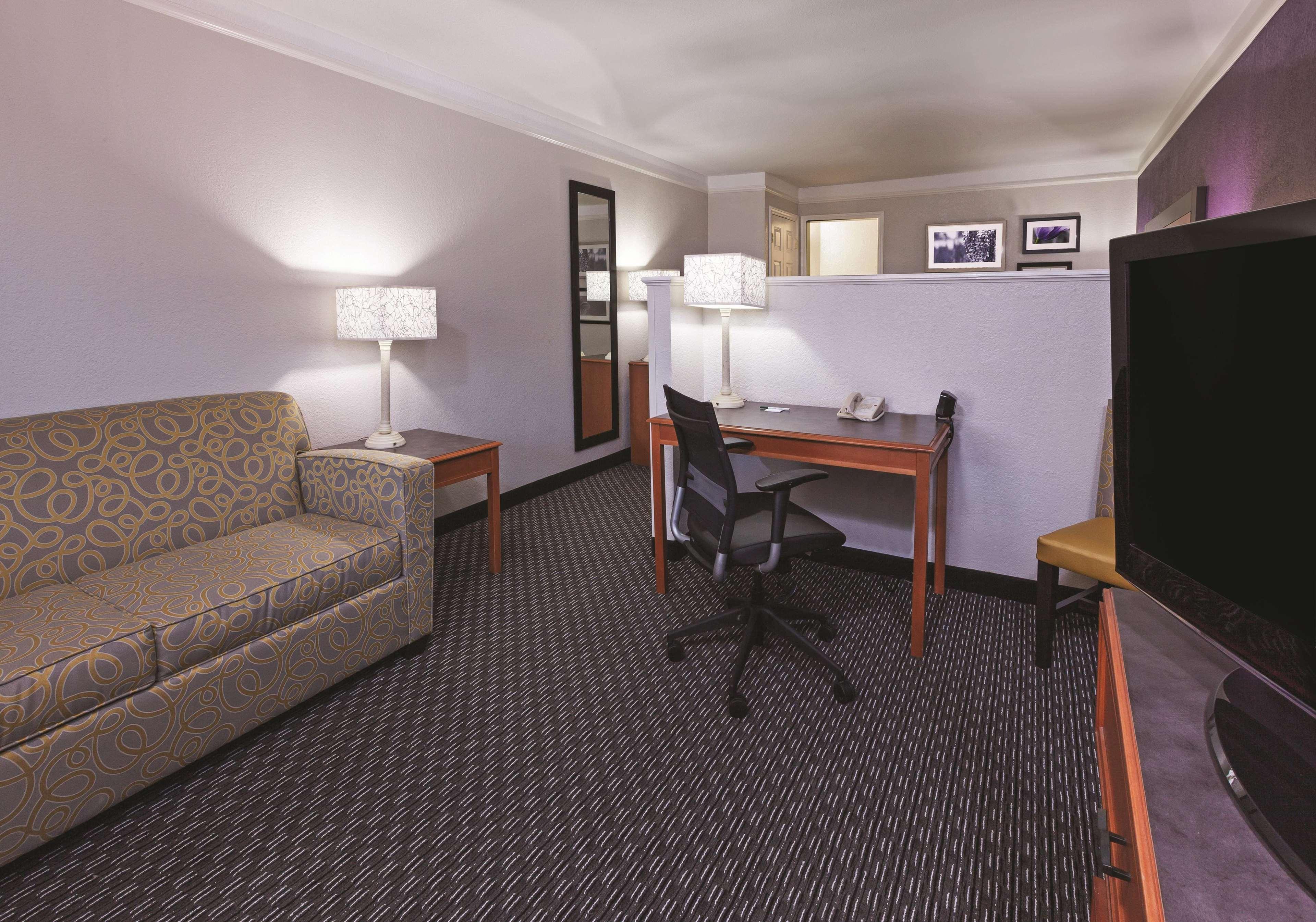 La Quinta Inn By Wyndham San Marcos Bagian luar foto